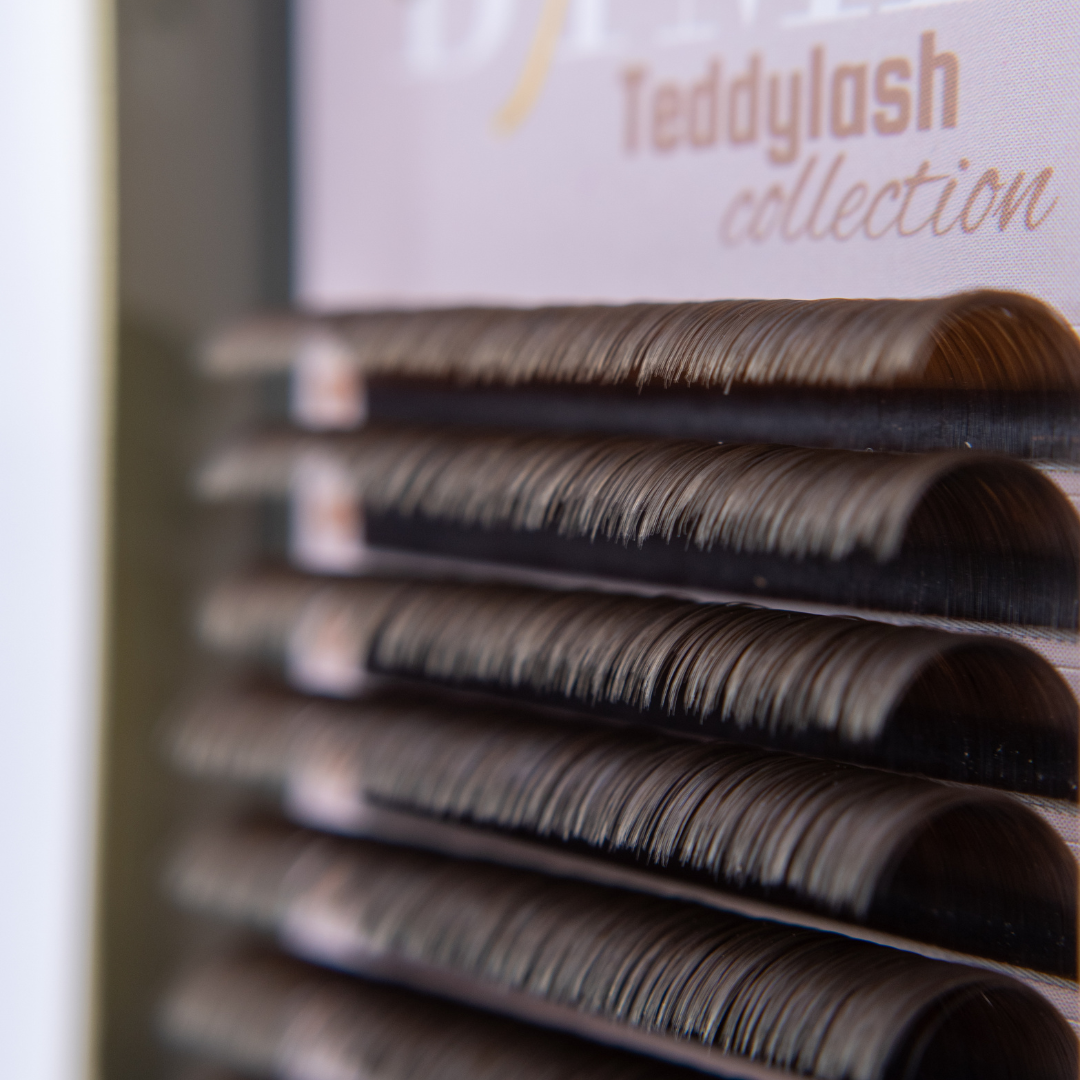 Teddy Lash: Easy fan
